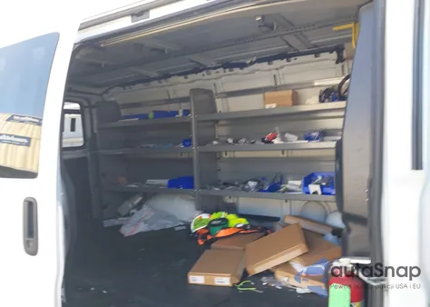 2019 Chevrolet Express 2500 Work Van from USA, damaged, VIN 1GCWGAFP6K1368342